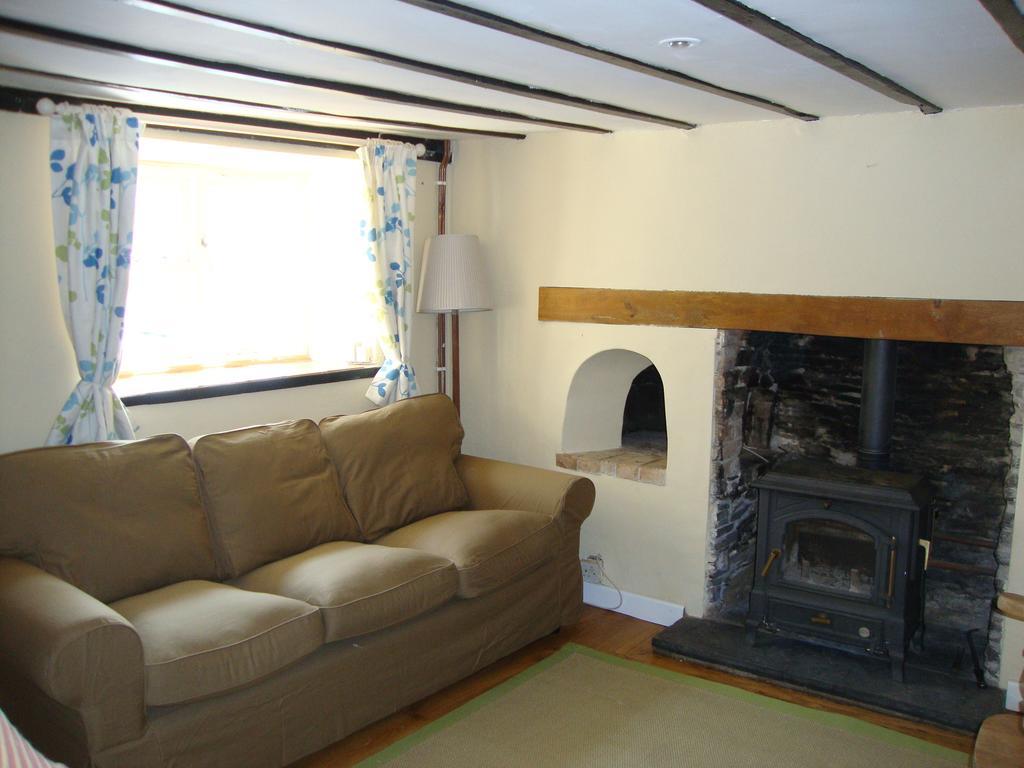 Ceiros Cottage Llangammarch Wells Extérieur photo